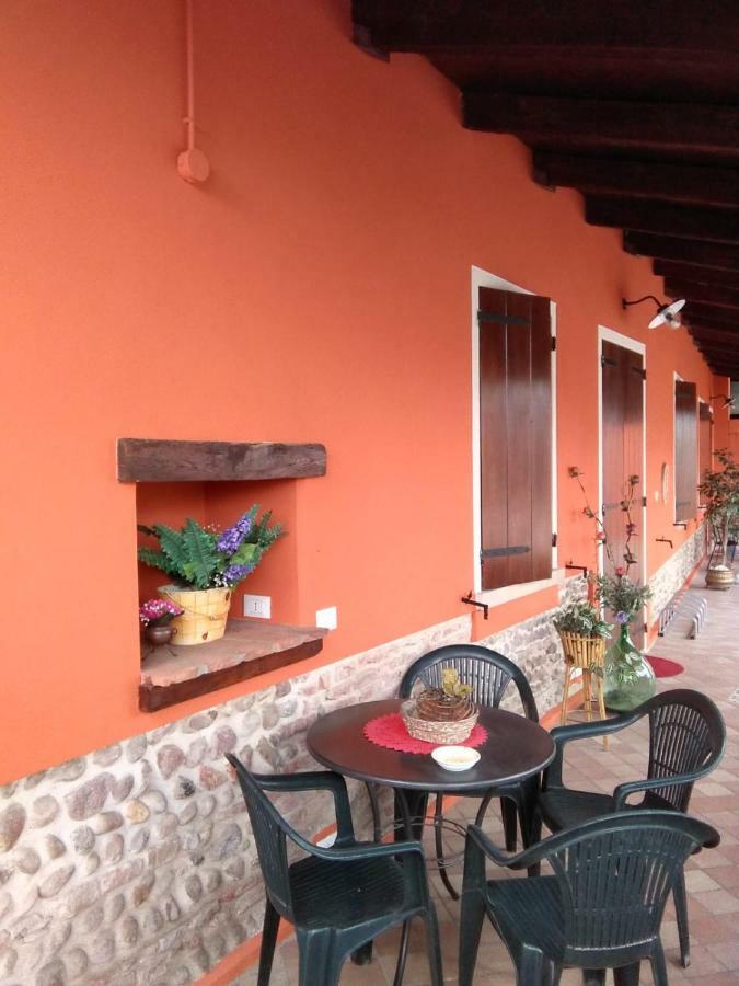 Corte Morona Marmirolo Buitenkant foto